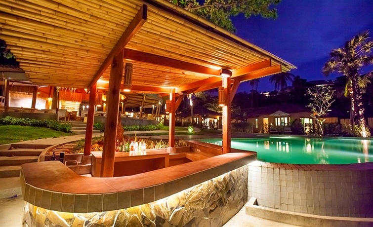 Imagen del bar/restaurante del Hotel Sea Dance Resort. Foto 2