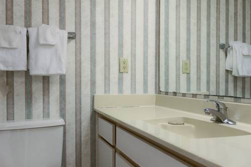 Imagen de la habitación del Hotel Sea Dip Oceanfront. Foto 13
