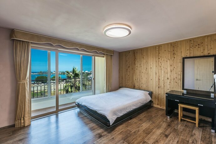 Imagen de la habitación del Hotel Sea Eco Beach. Foto 12