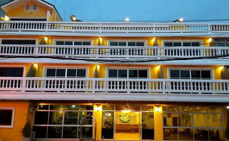 Imagen del bar/restaurante del Hotel Sea Falcon. Foto 4