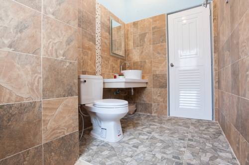 Imagen de la habitación del Hotel Sea Far Resort. Foto 5