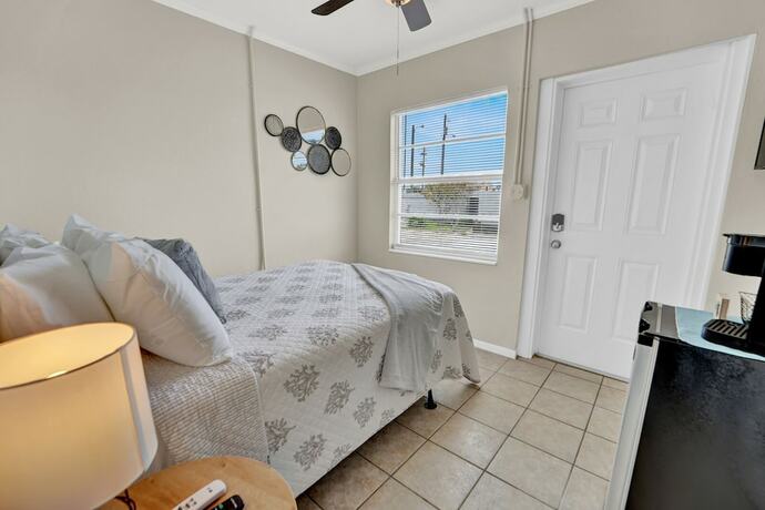 Imagen general del Hotel Sea Foam Suites. Foto 5