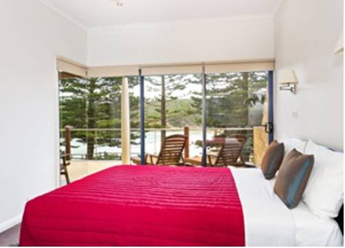 Imagen de la habitación del Hotel Sea Foam Villas. Foto 4