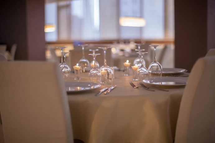 Imagen del bar/restaurante del Hotel Sea Galaxy Congress and Spa. Foto 3