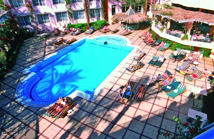 Imagen de la piscina del Hotel Sea Garden, Hurghada. Foto 4