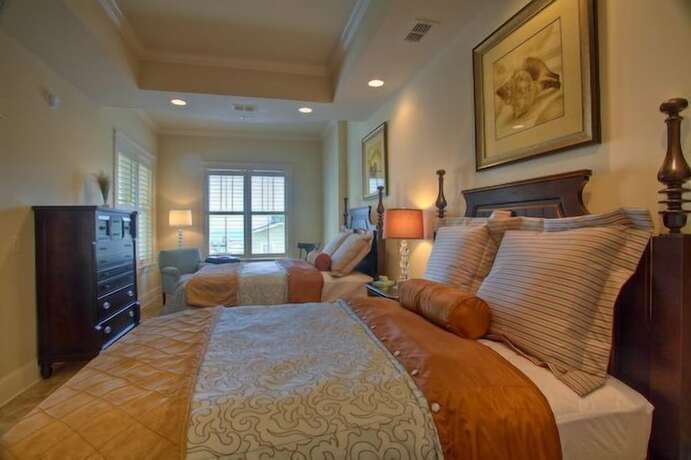 Imagen de la habitación del Hotel Sea Gate Inn. Foto 13