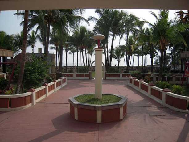 Imagen de los exteriores del Hotel Sea Hawk Digha. Foto 10