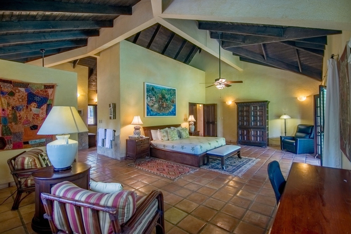 Imagen de la habitación del Hotel Sea Horse Ranch Luxury Resort. Foto 5