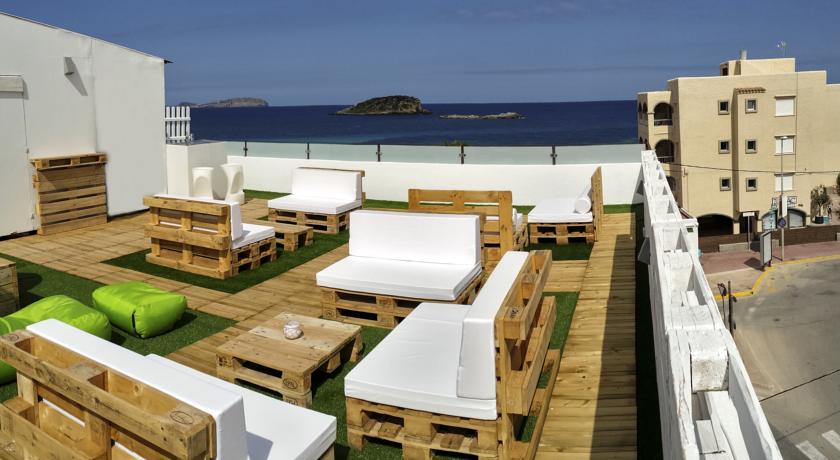 Imagen de los exteriores del Hotel Sea Ibiza. Foto 6