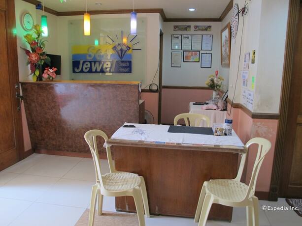 Imagen general del Hotel Sea Jewel Beach Resort Puerto Galera. Foto 3