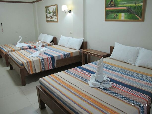 Imagen general del Hotel Sea Jewel Beach Resort Puerto Galera. Foto 8