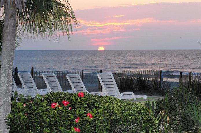 Imagen de los exteriores del Hotel Sea Mist Oceanfront Resort. Foto 10