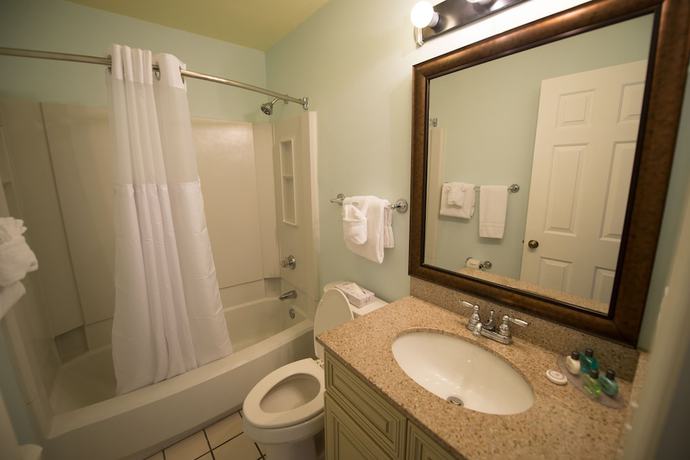 Imagen de la habitación del Hotel Sea Mystique Murrells Inlet a Ramada by Wyndham. Foto 17