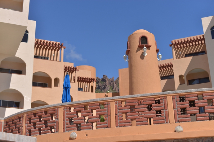 Imagen de los exteriores del Hotel Sea Of Cortez Beach Club. Foto 14