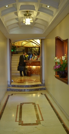 Imagen de los interiores del Hotel Sea Palace. Foto 6