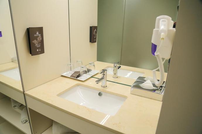 Imagen general del Hotel Sea Porto. Foto 7