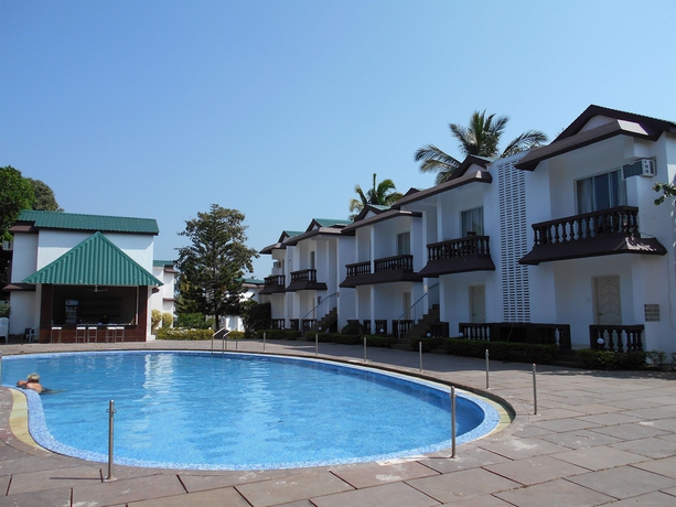 Imagen de la piscina del Hotel Sea Queen Beach Resort and Spa. Foto 16