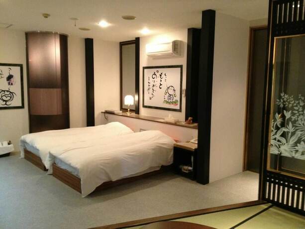 Imagen de la habitación del Hotel Sea Queen Kainan. Foto 17