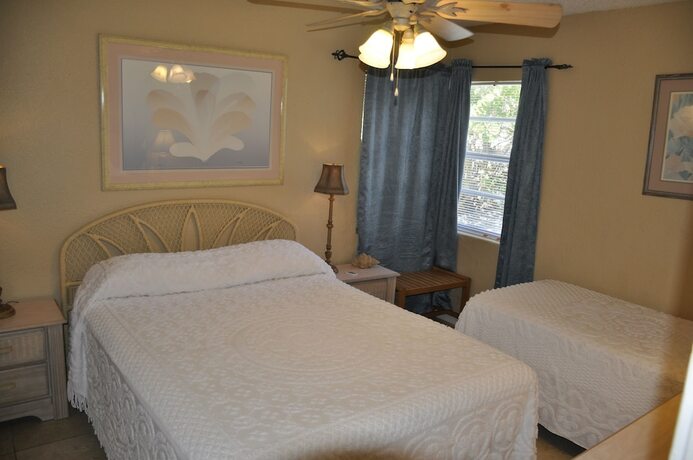 Imagen de la habitación del Hotel Sea Scape Oceanfront Motel. Foto 12