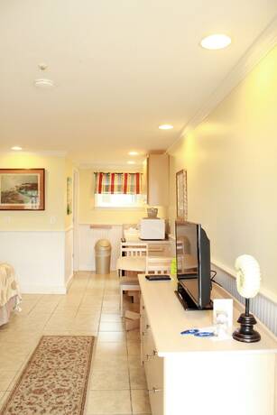 Imagen de la habitación del Hotel Sea Shell Motel. Foto 17