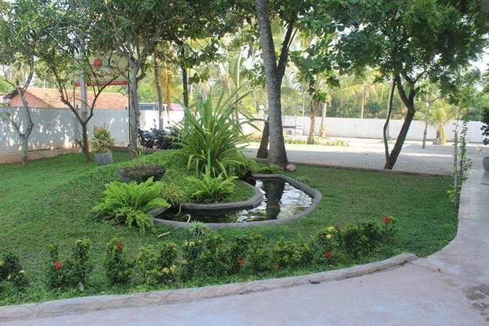 Imagen de los exteriores del Hotel Sea Shine Beach. Foto 8