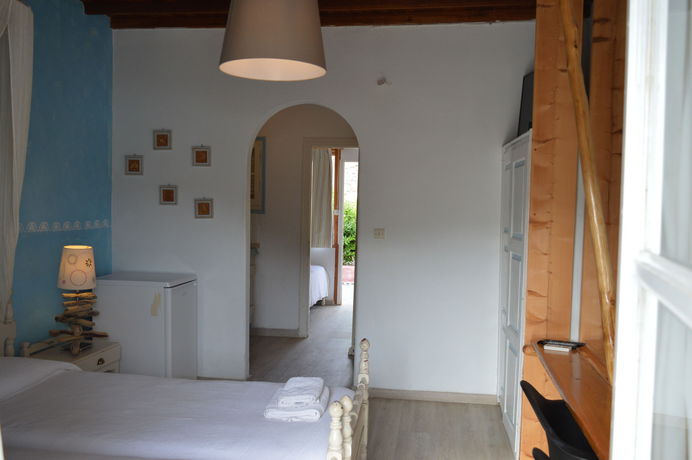 Imagen de la habitación del Hotel Sea Side Studios and Houses. Foto 2