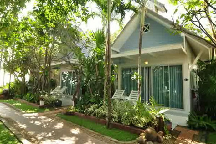 Imagen de los exteriores del Hotel Sea Sky Beach Resort. Foto 12