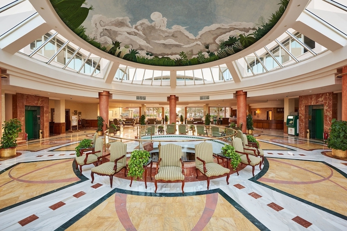 Imagen de los interiores del Hotel Sea Star Beau Rivage. Foto 19