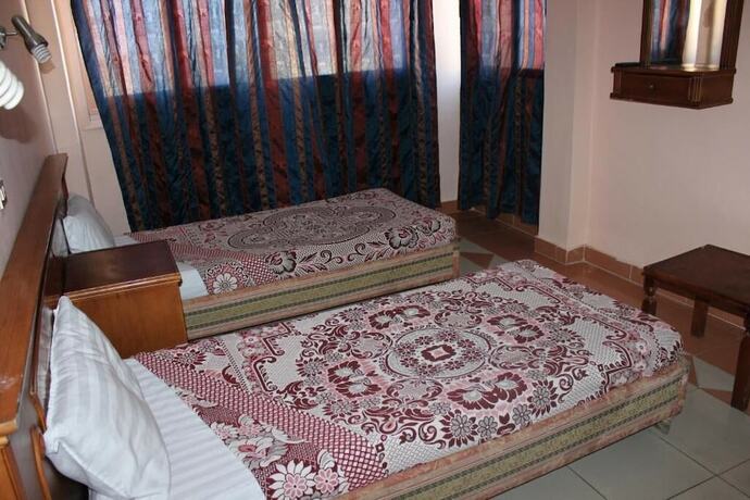 Imagen de la habitación del Hotel Sea Star. Foto 15