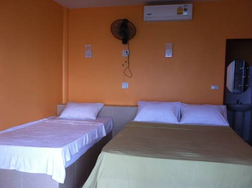 Imagen de la habitación del Hotel Sea Sunset Resort. Foto 4