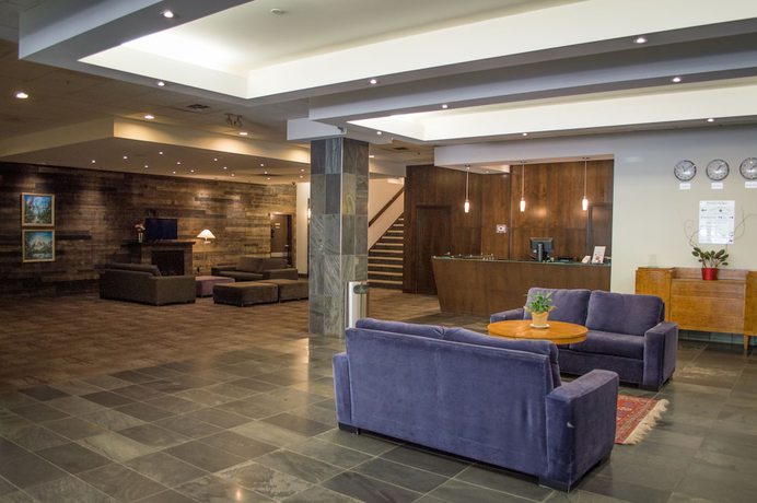 Imagen de los interiores del Hotel Sea To Sky And Conference Centre, Squamish. Foto 10