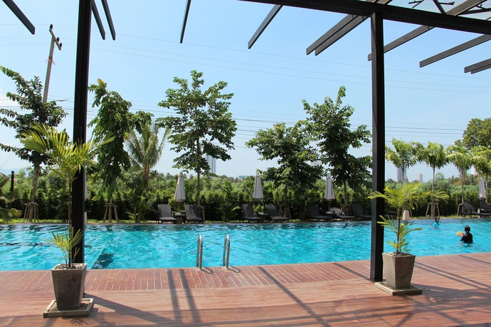 Imagen de la piscina del Hotel Sea Two Pool Villa Resort. Foto 13