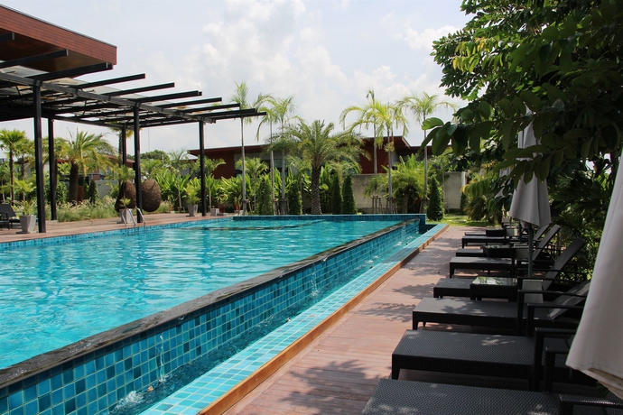 Imagen de la piscina del Hotel Sea Two Pool Villa Resort. Foto 14