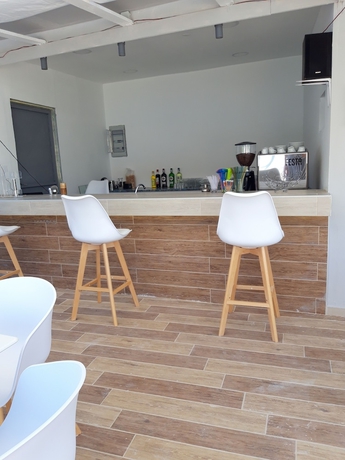 Imagen del bar/restaurante del Hotel Sea Vessel. Foto 4