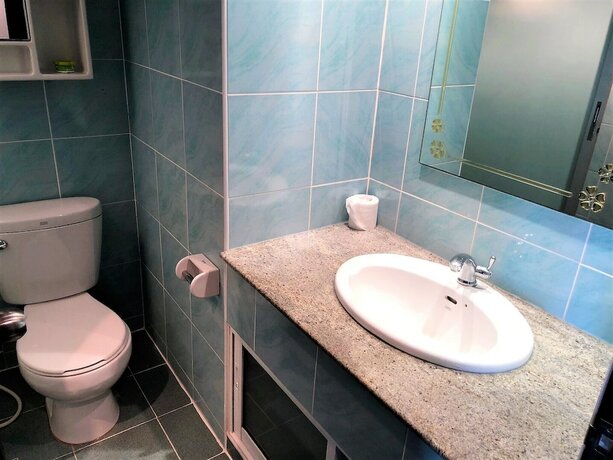 Imagen general del Hotel Sea View Apartment Rimhad Condominium Pattaya. Foto 14