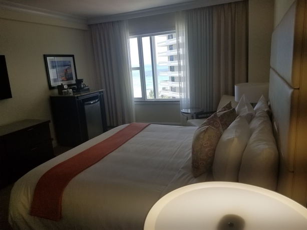 Imagen de la habitación del Hotel Sea View , Bal Harbour, On The Ocean. Foto 10