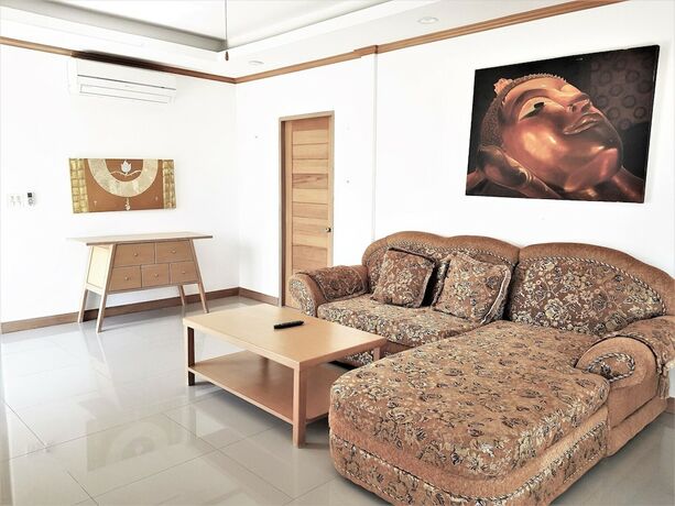 Imagen general del Hotel Sea View Corner Condo Jomtien. Foto 7