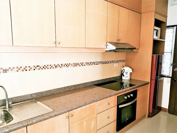 Imagen general del Hotel Sea View Corner Condo Jomtien. Foto 9