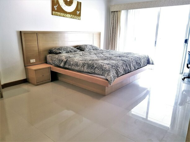 Imagen general del Hotel Sea View Corner Condo Jomtien. Foto 16