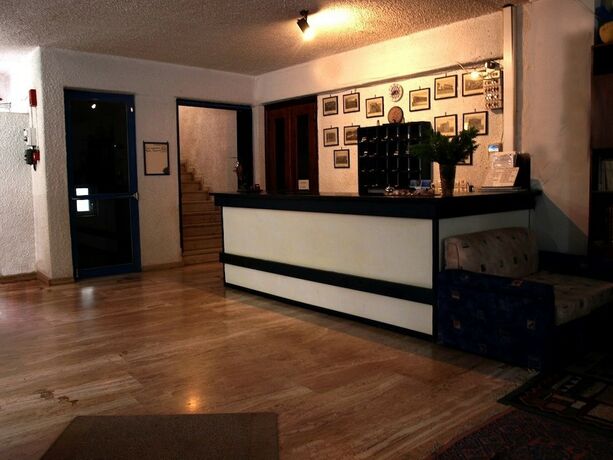 Imagen general del Hotel Sea View, Dimotiki Enotita Saronikou. Foto 4