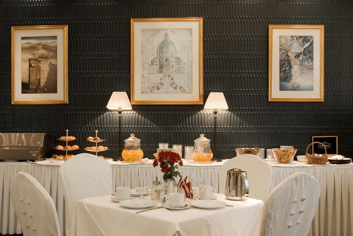 Imagen de los interiores del Hotel Sea View, Glyfada. Foto 11