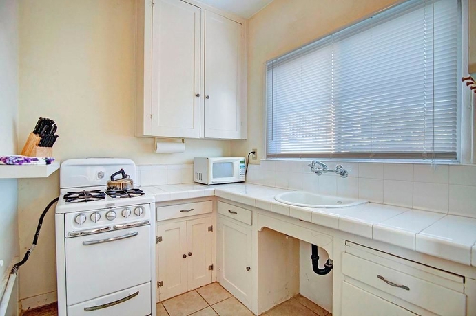 Imagen de la habitación del Hotel Sea View Inn At The Beach. Foto 13