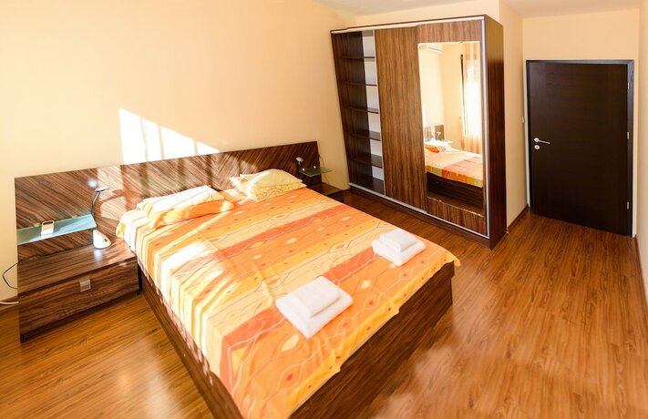 Imagen general del Hotel Sea View Rental Front Beach. Foto 5