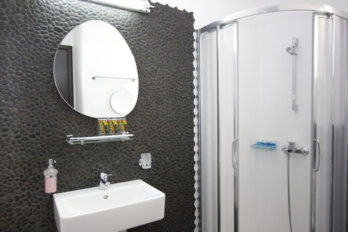 Imagen de la habitación del Hotel Sea View Residence. Foto 18