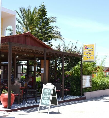 Imagen general del Hotel Sea View Studios. Foto 16
