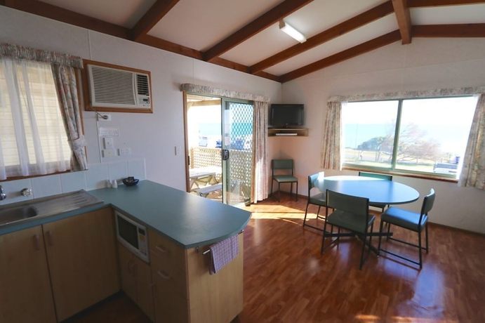 Imagen de la habitación del Hotel Sea Vu Caravan Park. Foto 6