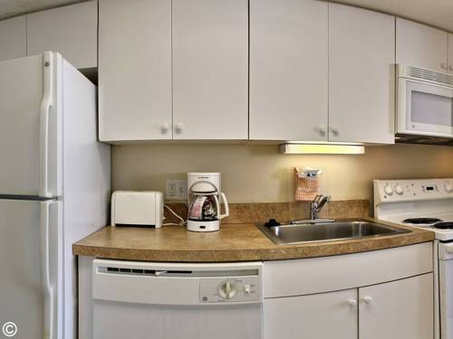 Imagen de la habitación del Hotel Sea Watch Resort. Foto 5