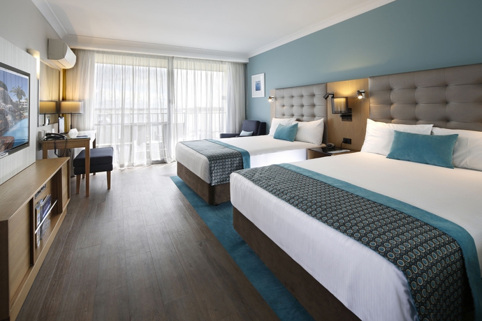 Imagen de la habitación del Hotel Sea World Resort. Foto 4