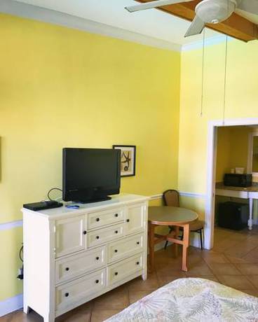 Imagen de la habitación del Hotel Sea and Breeze and Condo. Foto 7