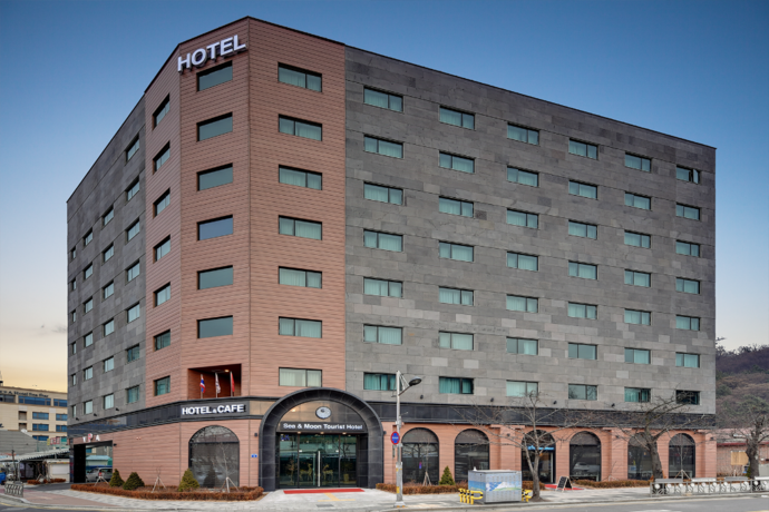 Imagen general del Hotel Sea and Moon Tourist. Foto 3